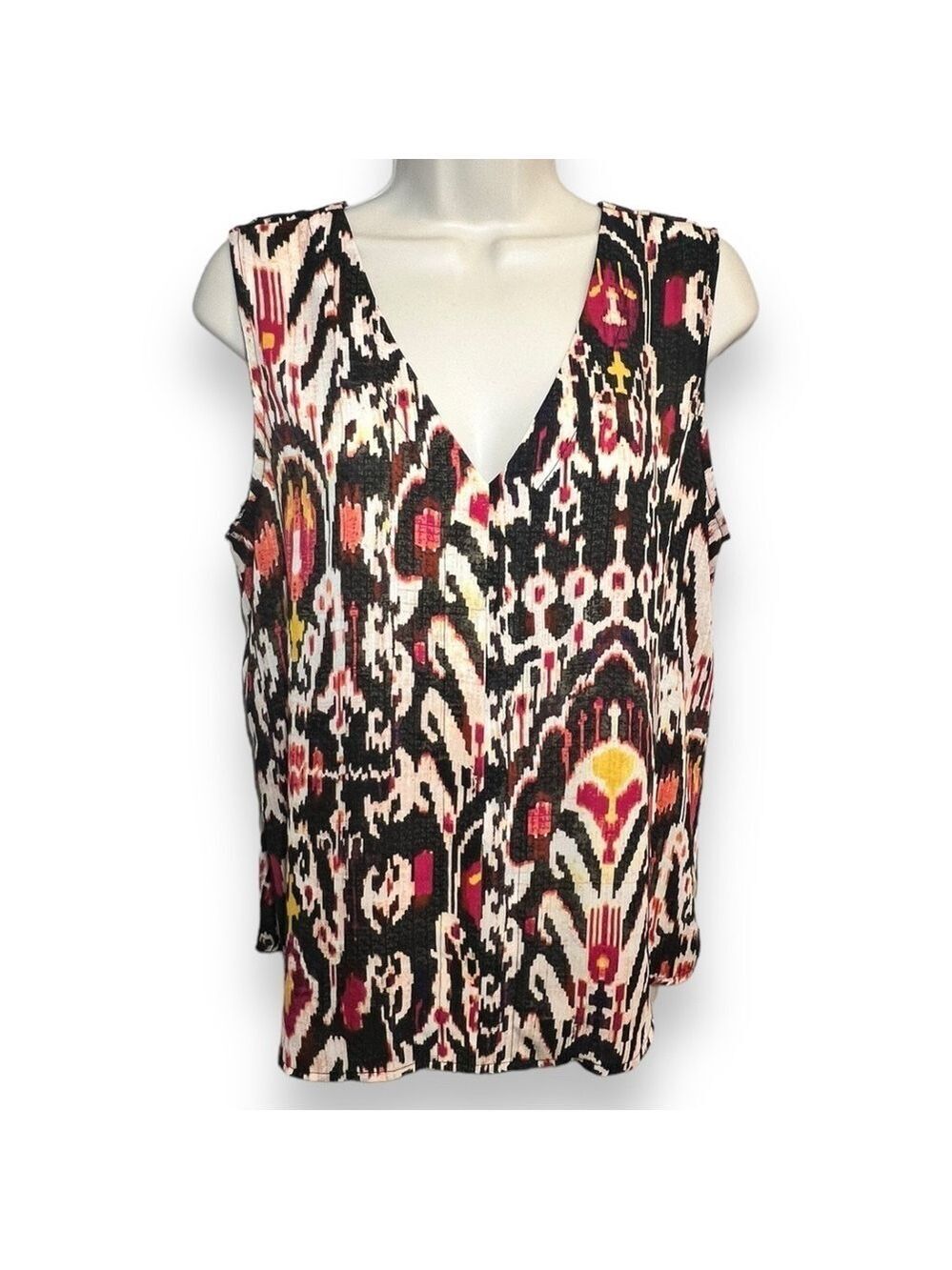 A.n.a Women’s Aztec Print Sleeveless Blouse Multicolor Size Medium